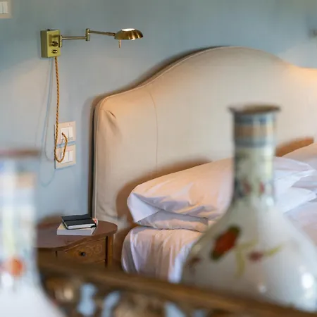 Bertolli בית הארחה